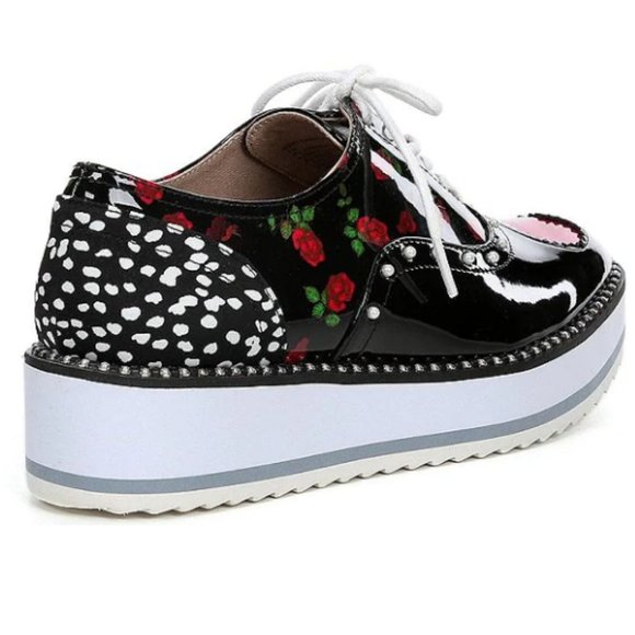 BETSEY JOHNSON Marti Floral Rose Sneakers! - Picture 8 of 10